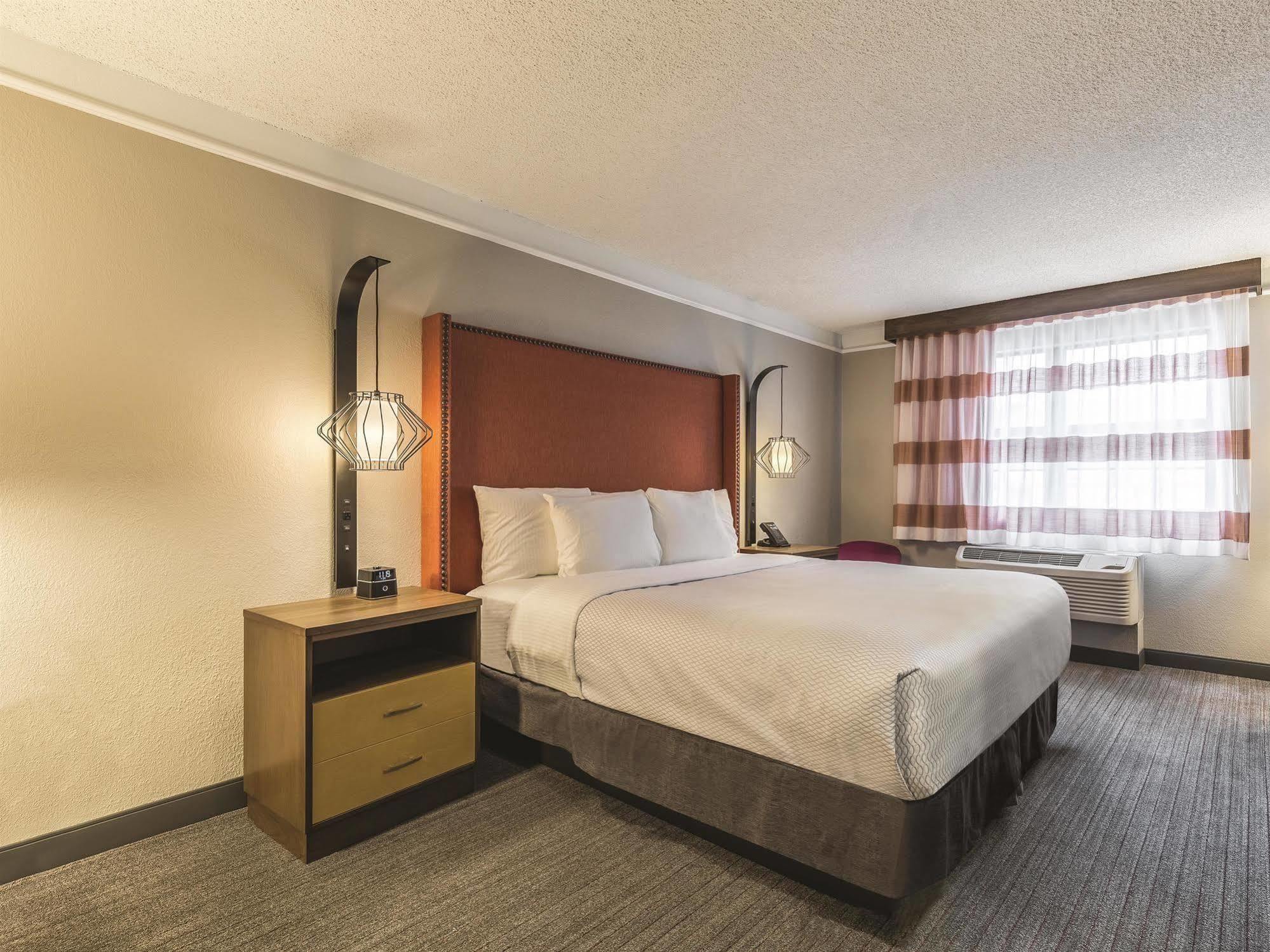 La Quinta By Wyndham San Francisco Airport North - Free Airport Shuttle Hotel Саут Сан Франциско Екстериор снимка