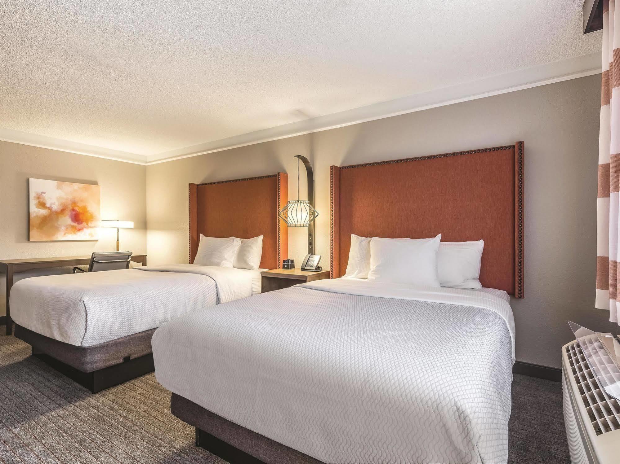La Quinta By Wyndham San Francisco Airport North - Free Airport Shuttle Hotel Саут Сан Франциско Екстериор снимка